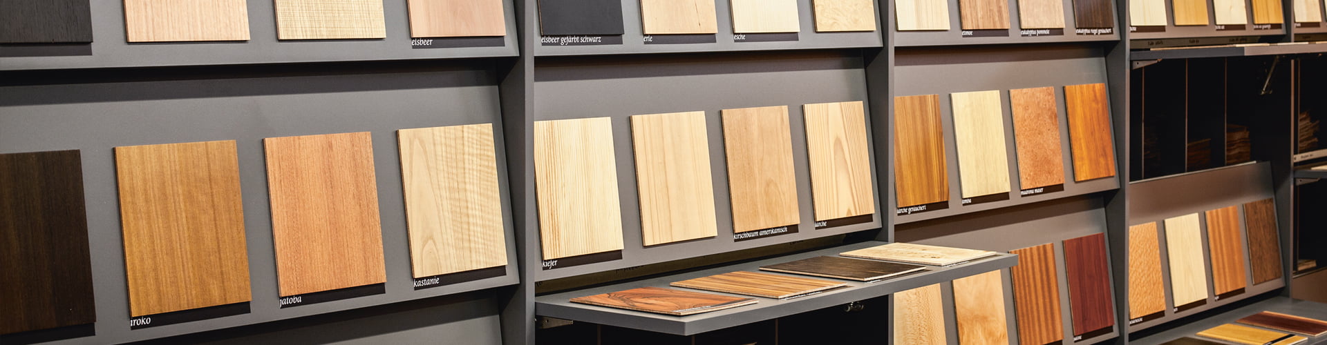 Atelier_Slide_2 Ausstellung – Bollinger Furniere AG