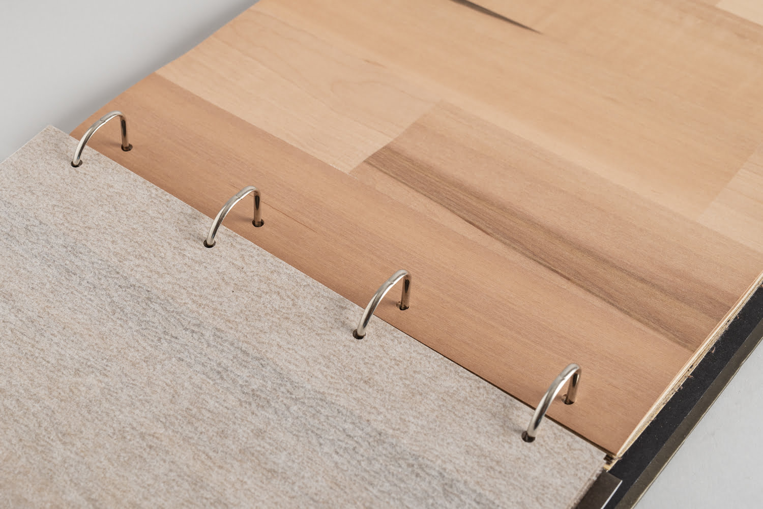 Musterordner vlieskaschierte Furnierdecks