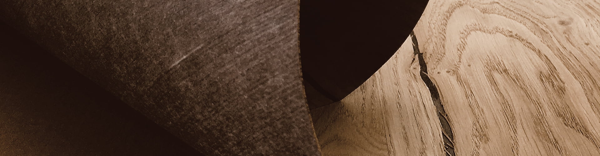 Slide_LaPerla Vlieskaschierte Furnierdecks – Bollinger Furniere La Perla